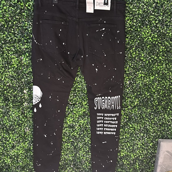 Jeans - Picture 2 of 5